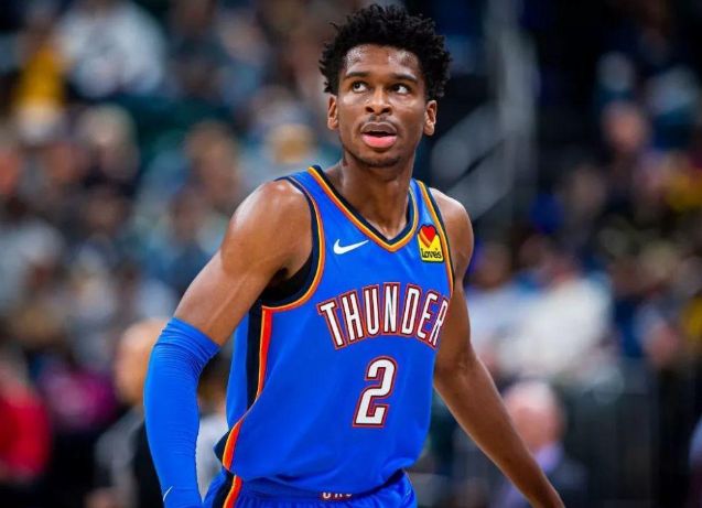 通过在场边 通过在场边