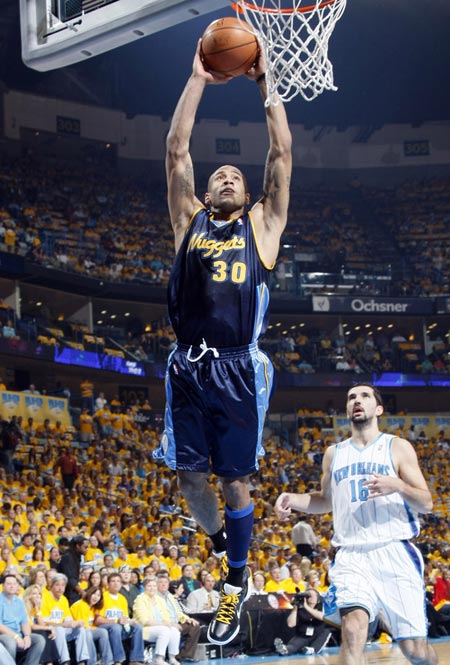 充满了热情 充满了热情